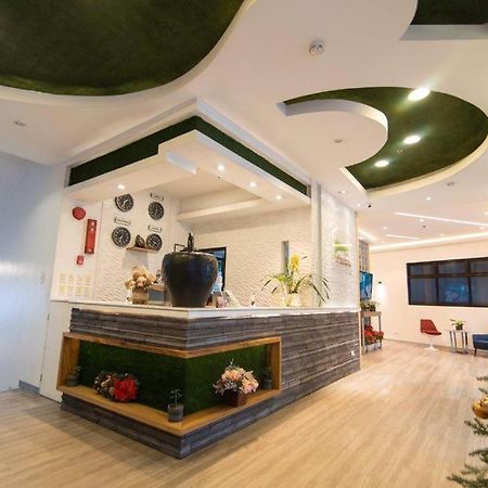 Baguio Lefern Hotel Military Cut-Off Багио Экстерьер фото