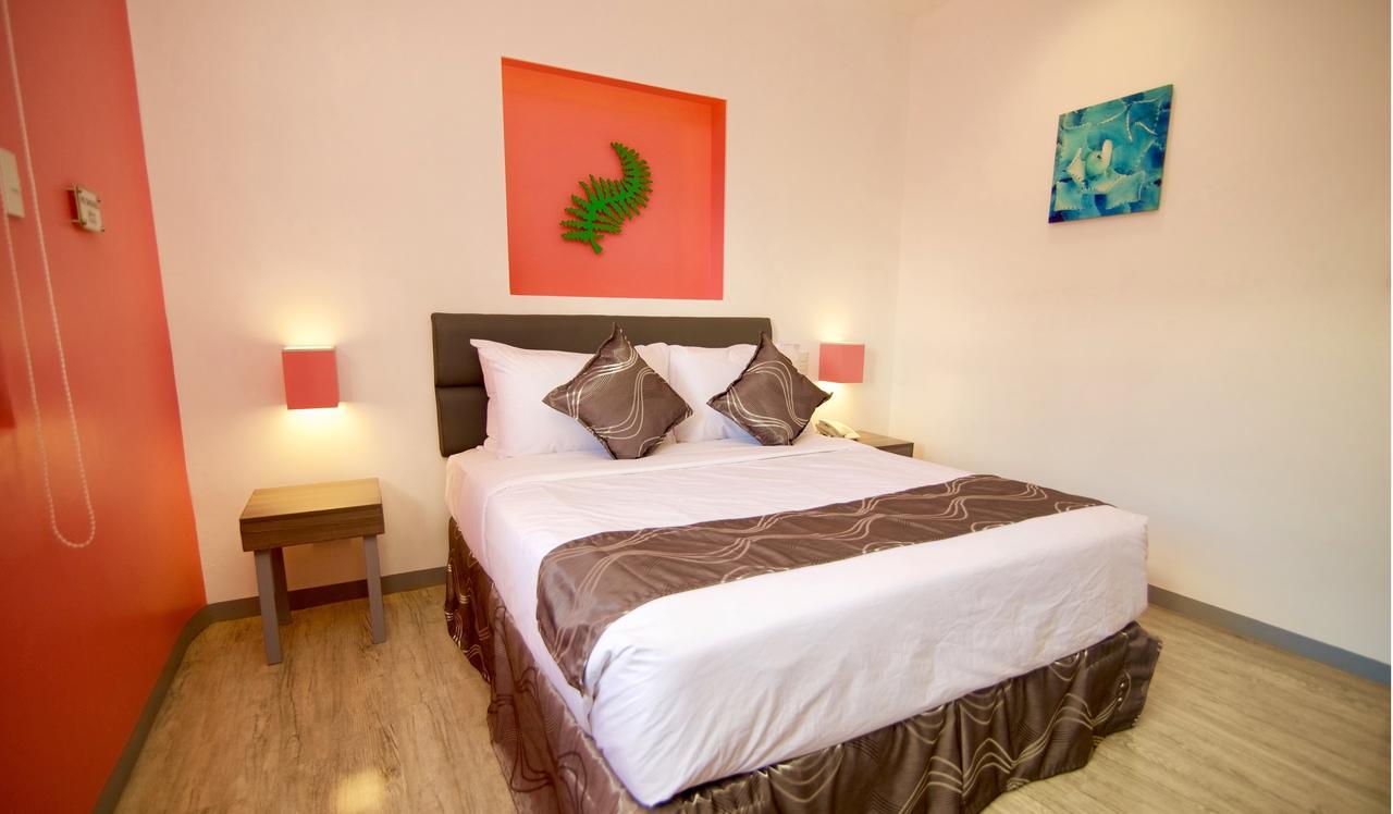 Baguio Lefern Hotel Military Cut-Off Багио Экстерьер фото