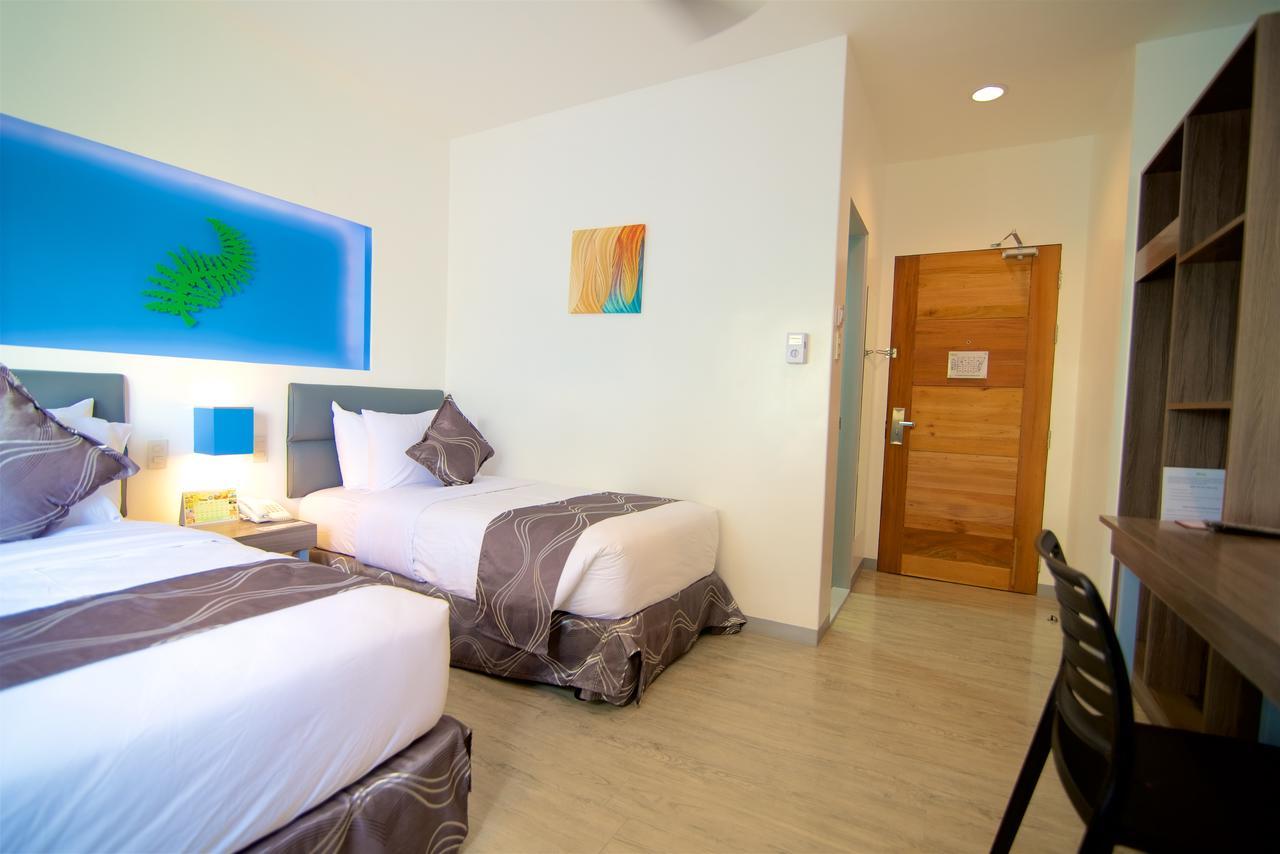 Baguio Lefern Hotel Military Cut-Off Багио Экстерьер фото